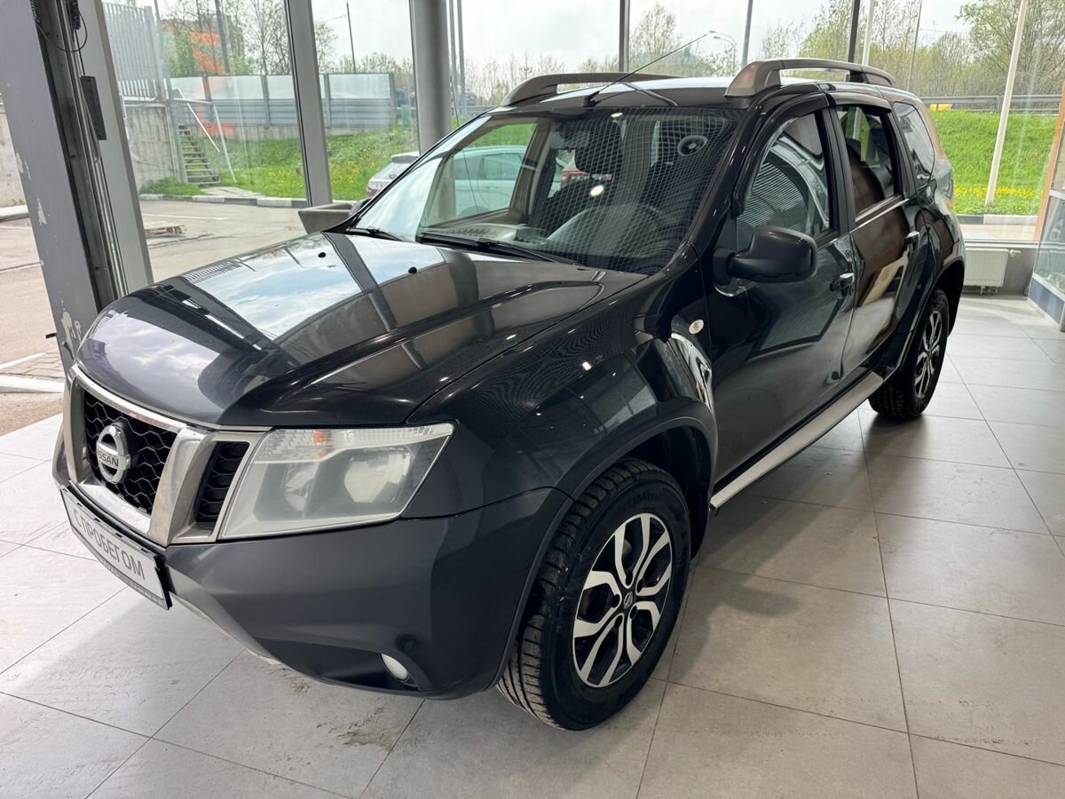 Nissan Terrano III (D10)