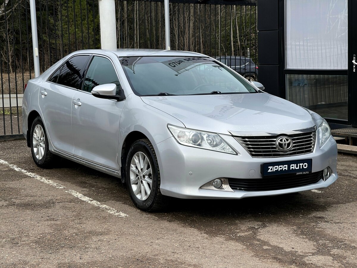 Toyota Camry VII (XV50)