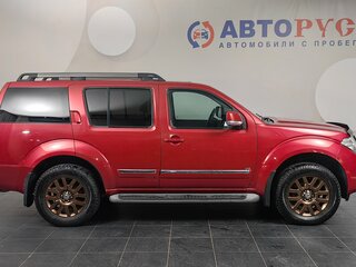 2010 Nissan Pathfinder III Рестайлинг, красный, 1125000 рублей, вид 5
