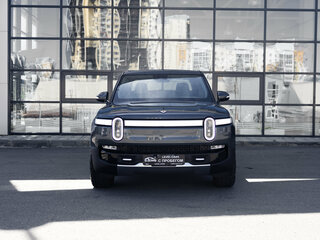 2022 Rivian R1T QM Large, серый, 10900000 рублей, вид 2