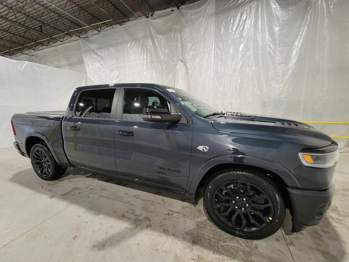 Ram 1500 Crew Cab eTorque V Рестайлинг