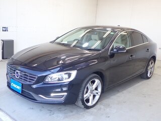 2014 Volvo S60 II Рестайлинг, серебристый, 1025000 рублей, вид 1