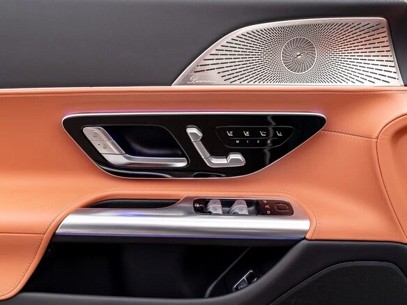 2025 Mercedes-Benz SL-Класс AMG SL 43 43 AMG IV (R232), чёрный, 15490000 рублей - вид 17