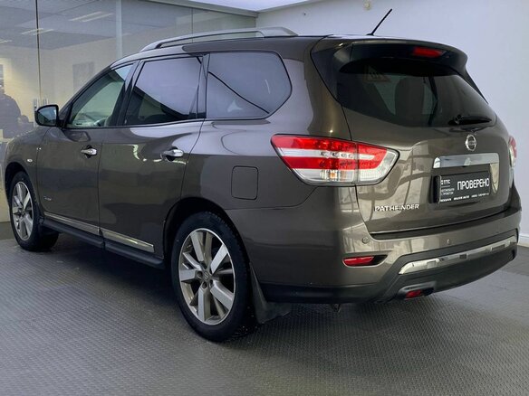 2014 Nissan Pathfinder IV, коричневый, 1785000 рублей - вид 6