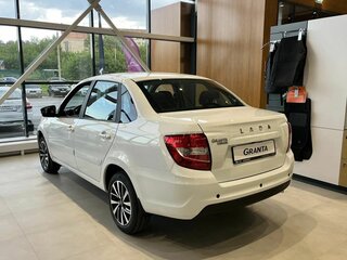 2026 Lada (ВАЗ) Granta I Рестайлинг, белый, 1290000 рублей, вид 2