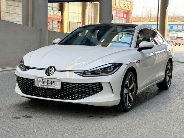 Volkswagen Lamando I Рестайлинг