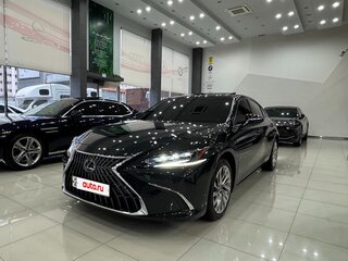 2025 Lexus ES 300h VII Рестайлинг 2, чёрный, 6398013 рублей, вид 1