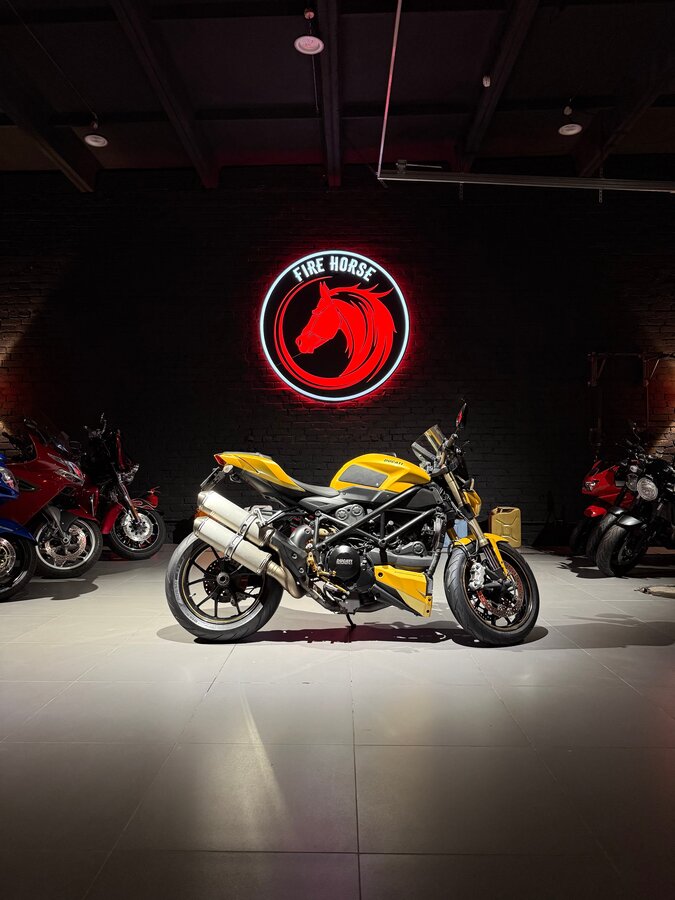 Ducati Streetfighter