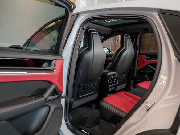 2026 Porsche Cayenne Coupé III Рестайлинг, серый, 18850000 рублей - вид 22