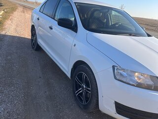 2016 Skoda Rapid I, белый, 950000 рублей, вид 1