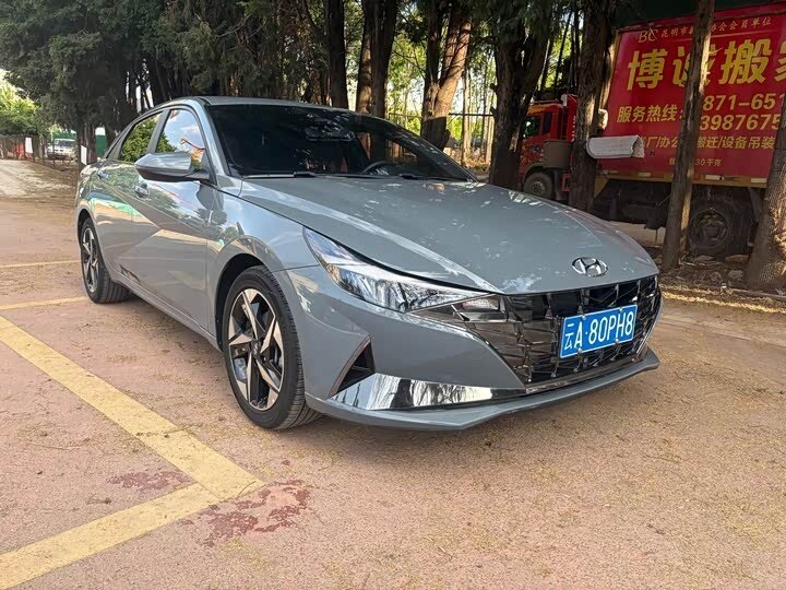 Hyundai Elantra VII (CN7)