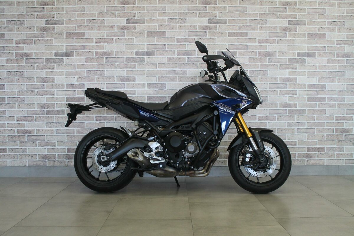 Yamaha MT-09 Tracer (FJ-09)