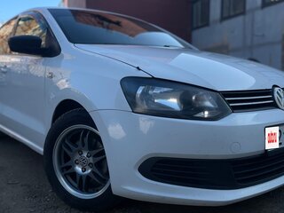 2013 Volkswagen Polo V, белый, 410000 рублей, вид 5