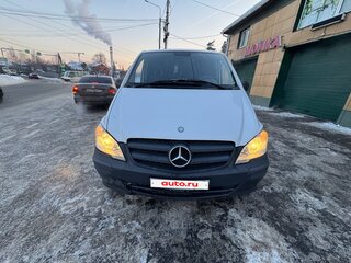 2013 Mercedes-Benz Vito II (W639) Рестайлинг, белый, 850000 рублей, вид 1