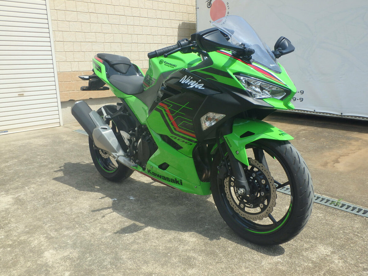 Kawasaki Ninja 400