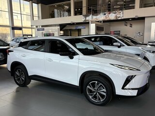 2026 Omoda C5 I Рестайлинг, белый, 2879000 рублей, вид 4