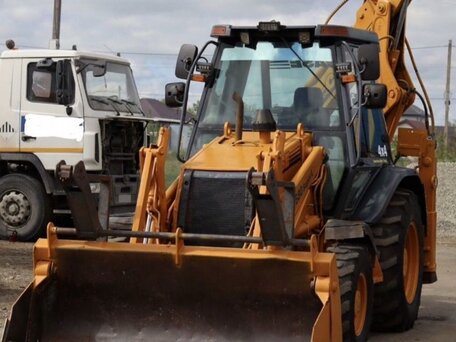 2000 Case CE 580, 2600000 рублей, вид 2