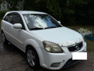 2011 Kia Rio II Рестайлинг, белый, 650000 рублей, вид 1