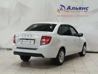 2025 Lada (ВАЗ) Granta I Рестайлинг, белый, 900000 рублей, вид 3