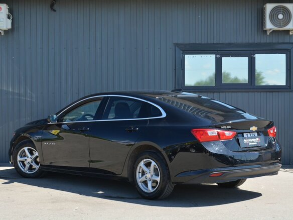 2018 Chevrolet Malibu IX, чёрный, 1099888 рублей - вид 6