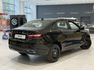 2025 Lada (ВАЗ) Vesta I Рестайлинг (NG), чёрный, 1704000 рублей, вид 3