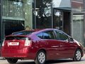 2005 Toyota Prius II Рестайлинг (XW20), красный, 630000 рублей - вид 3