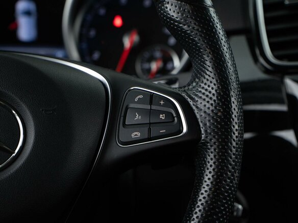 2017 Mercedes-Benz GLE 300 I (W166), чёрный, 3990046 рублей - вид 13