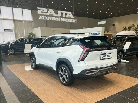 2026 Geely Atlas II, белый, 3418940 рублей, вид 4