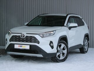 2020 Toyota RAV4 V (XA50), белый, 3200000 рублей, вид 1