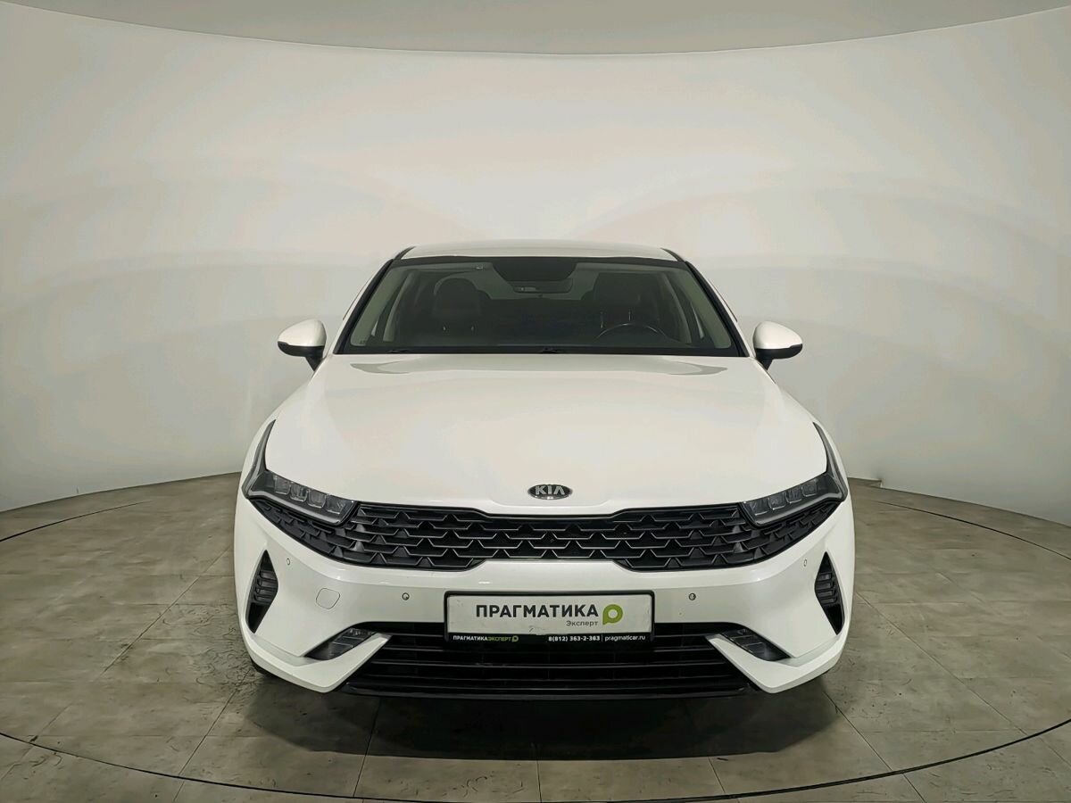 Kia K5 III