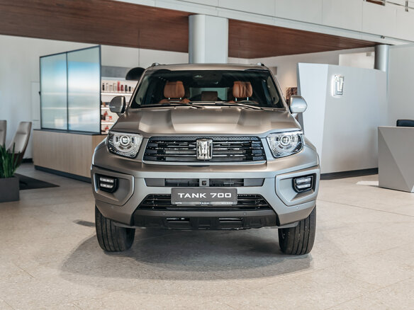 2025 Tank 700, серый, 10699000 рублей - вид 4