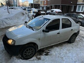 2009 Renault Logan I, белый, 320000 рублей, вид 3