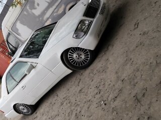 1993 Mercedes-Benz S-Класс 500 III (W140), белый, 950000 рублей, вид 1