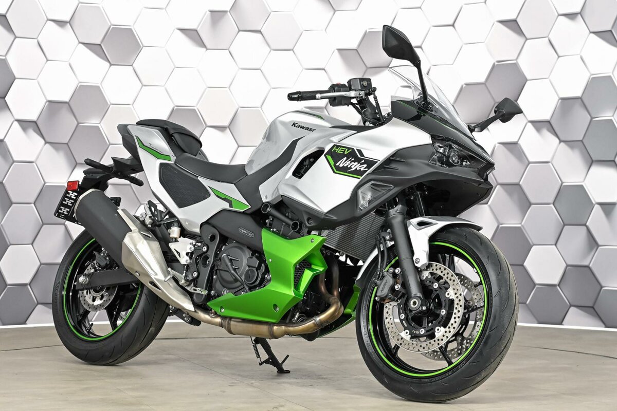 Kawasaki Ninja 7