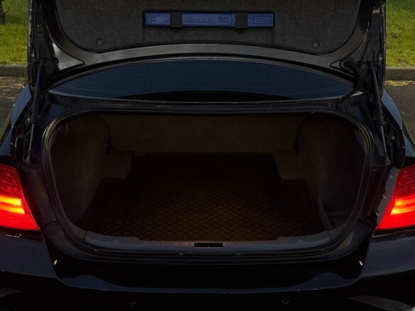 2009 BMW 3 серии 320i V (E90/E91/E92/E93) Рестайлинг, чёрный, 1150000 рублей - вид 25