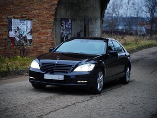 2011 Mercedes-Benz S-Класс 350 V (W221) Рестайлинг, чёрный, 3200000 рублей, вид 1