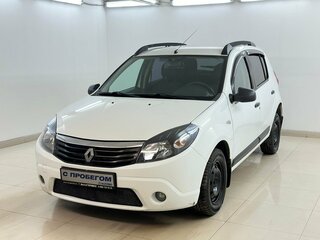 2013 Renault Sandero I, белый, 615000 рублей, вид 1