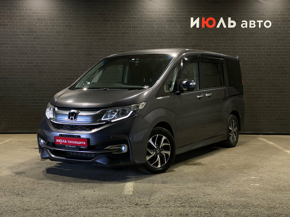 Honda Stepwgn Spada V