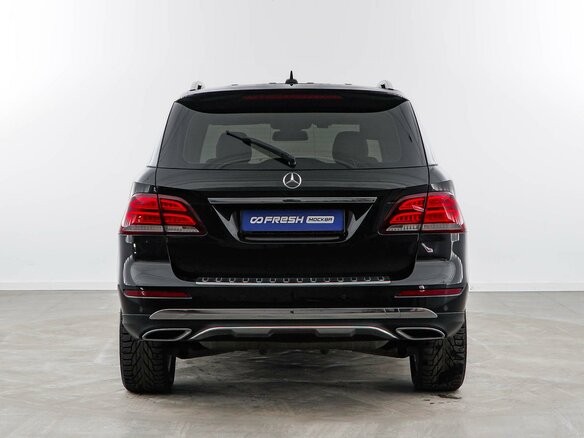 2017 Mercedes-Benz GLE 300 I (W166), чёрный, 3990046 рублей - вид 3