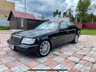 1998 Mercedes-Benz S-Класс 320 III (W140) Рестайлинг, чёрный, 1550000 рублей, вид 1
