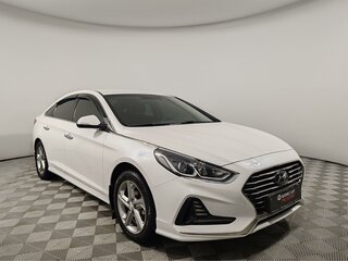 2019 Hyundai Sonata VII (LF) Рестайлинг, белый, 1580000 рублей, вид 3