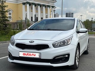 2016 Kia Ceed II Рестайлинг, белый, 880000 рублей, вид 2