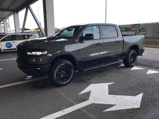 2025 Ram 1500 Crew Cab V Рестайлинг, зелёный, 10233838 рублей, вид 1