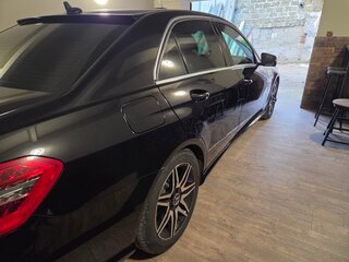 2013 Mercedes-Benz E-Класс 250 7G-Tronic IV (W212, S212, C207), чёрный, 1900000 рублей, вид 5