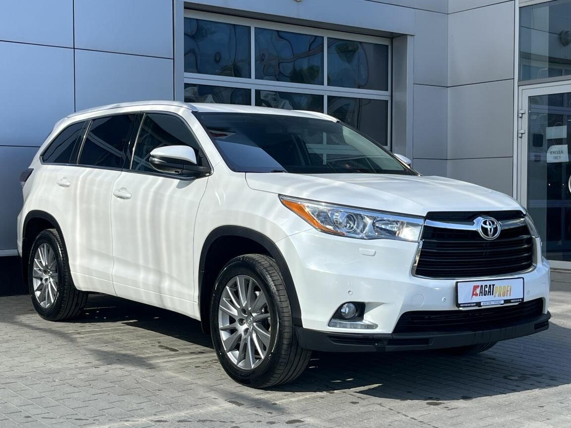 Toyota Highlander III (XU50)