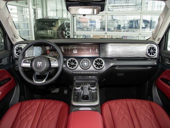 2026 Tank 300 I, белый, 4899000 рублей - вид 2