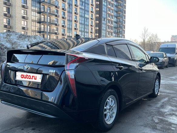 2018 Toyota Prius IV (XW50), чёрный, 1800000 рублей - вид 8