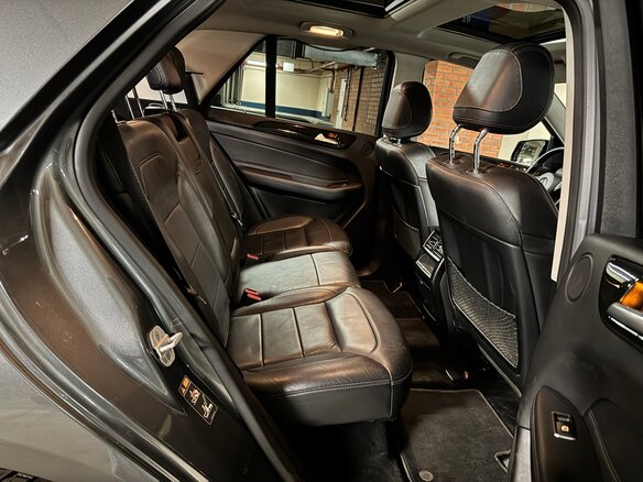 2017 Mercedes-Benz GLE 300 I (W166), серый, 3700000 рублей - вид 16