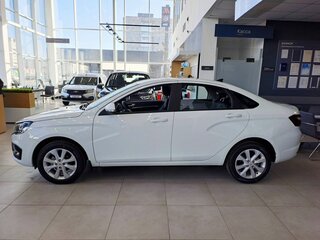 2026 Lada (ВАЗ) Vesta I Рестайлинг (NG), белый, 1860000 рублей, вид 2