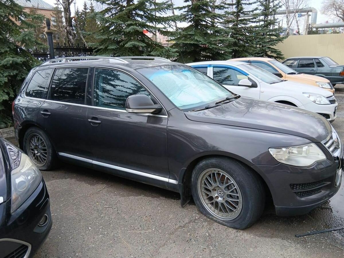 Volkswagen Touareg I Рестайлинг
